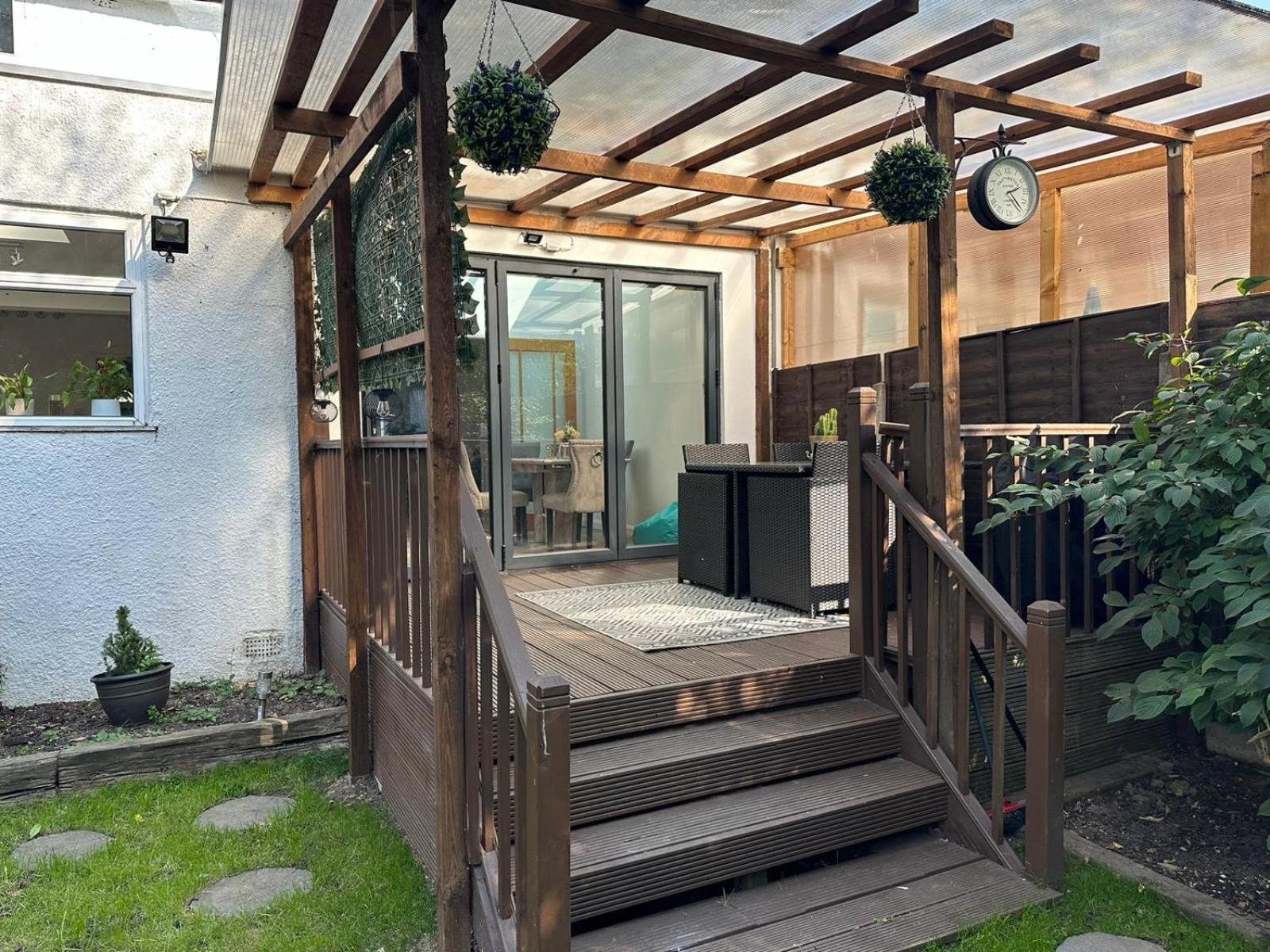 磨坊山House For Rent In London别墅 外观 照片