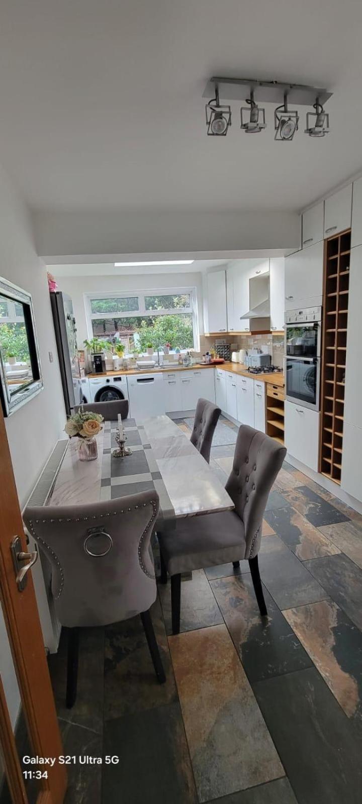 磨坊山House For Rent In London别墅 外观 照片